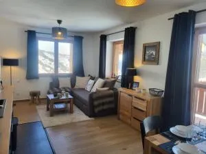 Appartement neuf 3 pièces, vue piste, parking couvert - FR-1-291-1026 - Les Avanchers