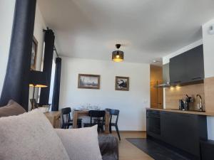 Appartements Appartement neuf 3 pieces, vue piste, parking couvert - FR-1-291-1026 : photos des chambres