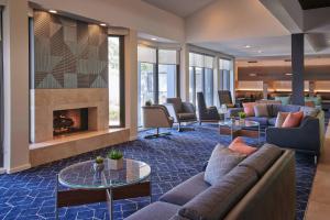 Courtyard Chicago Highland ParkNorthbrook