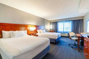 Queen Room with Two Queen Beds room in Courtyard Biloxi North/D'Iberville