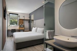 Protea Hotel Fire & Ice by Marriott Cape Town