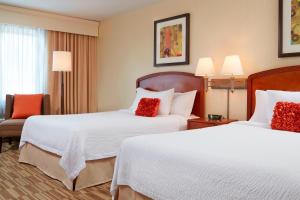Queen Room with Two Queen Beds room in Courtyard Boston Woburn/Boston North