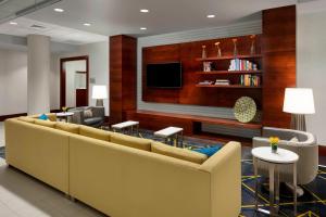 Courtyard by Marriott Boston Cambridge