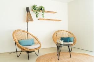 Silveira Bay Lounge Retreat