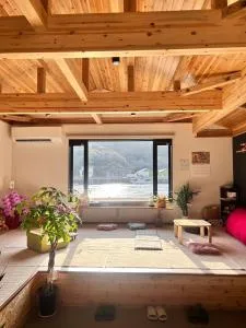 Guest House & Cafe Yamaboushi - Cušima