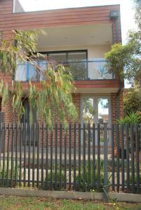 Pascoe Vale South, Vic, Australia stay with Domi