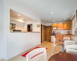 Econo Lodge Saint Albans