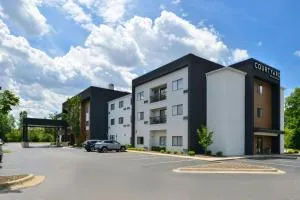 Courtyard Detroit Utica - روزفيل