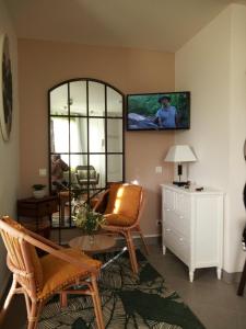 Appartements Studio lumineux a 2 pas de la mer : photos des chambres