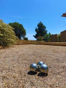 Villas Les Hauts de la Pinede - Villa avec Piscine, Jacuzzi et Boulodrome privatifs : photos des chambres