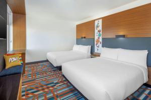 Aloft, Guest room, 2 Queen room in Aloft Phoenix Airport