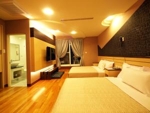 Phòng Hạng Tiết kiệm Cho 4 Người (Economy Quadruple Room)