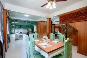 3BR cosy home in city Chiangmai with public pool - Ban Ku Sua