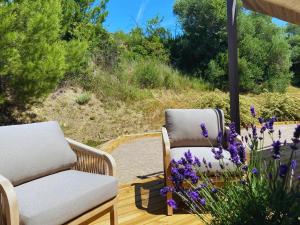 Villas Les Hauts de la Pinede - Villa avec Piscine, Jacuzzi et Boulodrome privatifs : photos des chambres