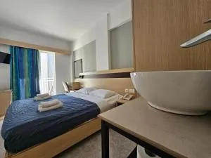 G92 City Hotel - 戈西克