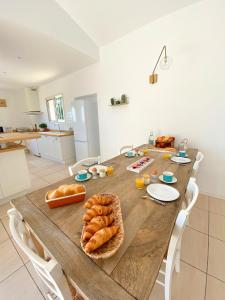 Villas Les Hauts de la Pinede - Villa avec Piscine, Jacuzzi et Boulodrome privatifs : Villa avec Piscine Privée