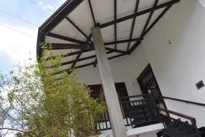 Luana Holiday Bungalow - Diganetenna