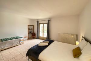Maisons de vacances 84B7 - Accommodation in a charming 18th century farmhouse : photos des chambres
