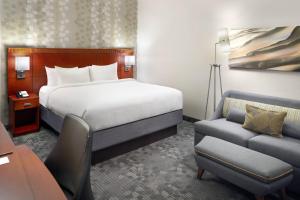 King Room with Sofa Bed room in Courtyard Greenville Haywood Mall