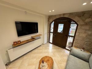 Armonia Suites Livadi Arachovas