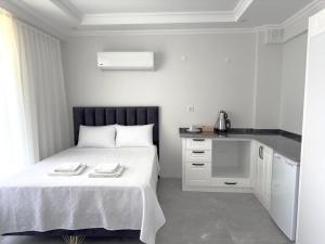 The Dalaman Suites & Pansiyon Dalaman Airport 10 km