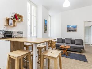 LEscapade Marseillaise T2 Moderne avec Cuisine Équipée et à 5 min du Vieux-Port