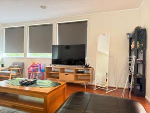 Page 3BR House