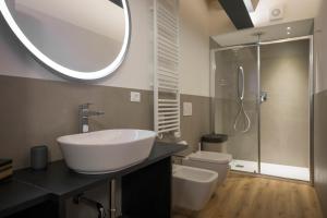 La Còrt Apartments - Number 5