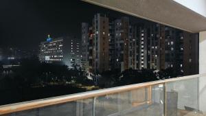 Bamboo Stays Posh 2bhk with Sky Garden
