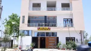 Sri Ram Sundaram Palace - Sultānpur