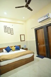 HOTEL G P S Inn - 瓜廖尔