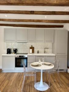 Studio 1 Metz Centre-ville, Gare