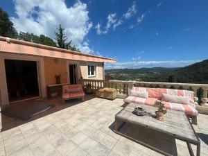 villa paisible en pleine nature 7km des plages Cannes Mandelieu