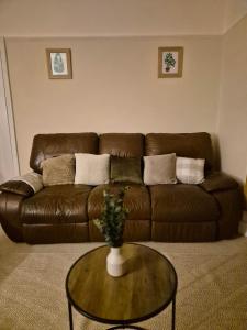 Spacious house with parking in excellent location