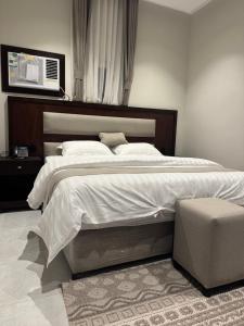 مجمع الملكة بصامطة غرفة فندقية راقيه تلبيي احتياجات الضيوف