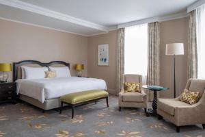 Executive Room, Executive lounge access, 1 King room in JW Marriott Grosvenor House London