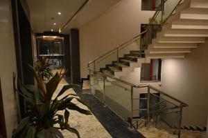 Hotel Sainik Grand