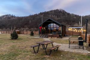 Стожари, Stozhary