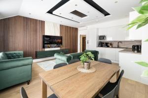 Luxury Large Apartment in Central London