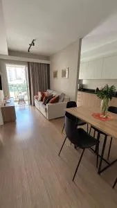 Apto com sacada na Gleba Palhano - Faxinal