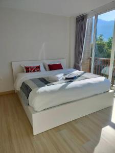 Bann Khao Yai 50 Sqm-Corner, King bed, Balcony