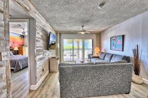 Lands End 11-202 Beach Front