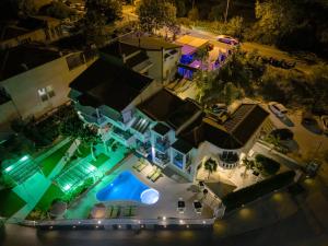 Lafeyra Hotel