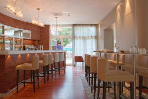 Hotels AC Hotel by Marriott Ambassadeur Antibes - Juan Les Pins : photos des chambres