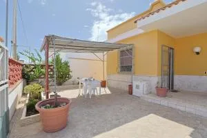 Casa Monsellato 1A SX a soli 120 mt dalla spiaggia Padula Fede di Punta Prosciutto - Пунта-Прошутто