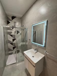 The Valley Collection - Suite A10