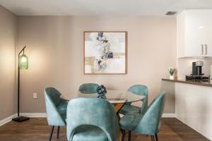 Carnelian Calm-Pool BBQ Rooftop Walk to the Beach