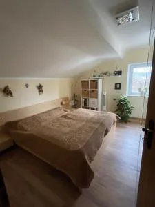 Alpen-Stadt Idylle - Baiernrain