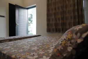 Shivalayas 2BHK Service Apartment Near Adiyogi & Siruvani