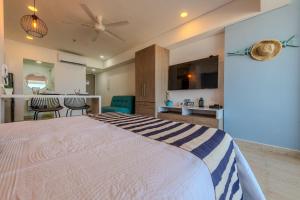 Cartagena Beach Resort 807